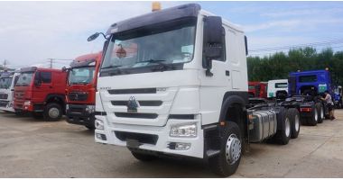 Sinotruk Howo 430 6x4 Tractor Truck Price will be sent to Senegal