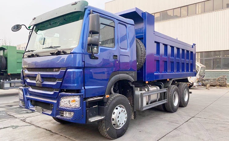 HOWO 371 dump truck