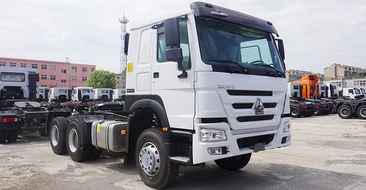 Sinotruck Howo 371 6x4 tractor truck Price 