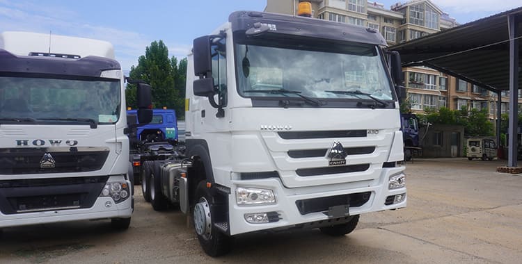 Sinotruk Howo 430 6x4 Tractor Truck Price for Sale in Senegal