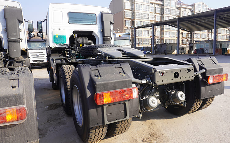 Sinotruk Howo 371 6x4 Truck Tractor for Sale in Senegal Darkar