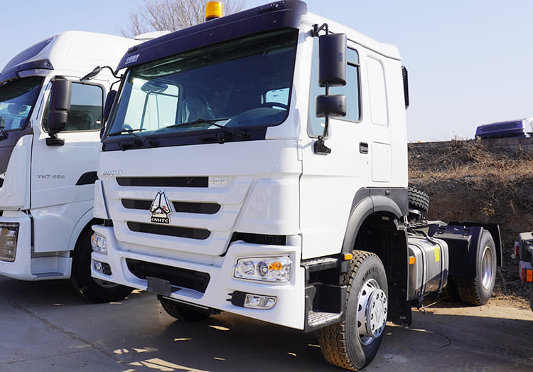 Howo 400 4x2 Tractor Truck for Sale in Senegal