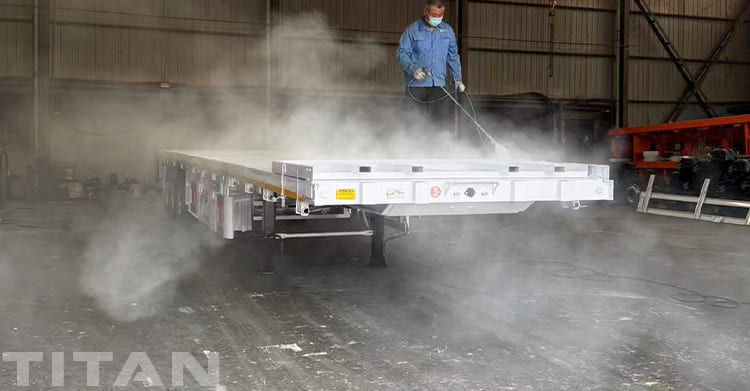 Open Tri Axle 40 Feet Flatbed Trailer for Sale in Senegal Open Tri Axle 40 Feet Flatbed Trailer for Sale in Senegal