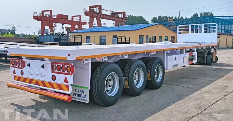 Tri Axle 40 Foot Flat Deck Trailer for Sale in Senegal