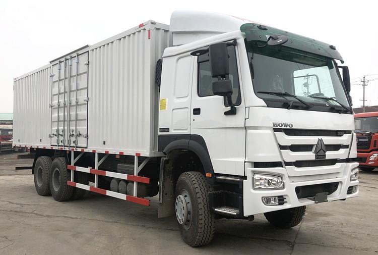 Sinotruk Howo 6x4 Cargo Box Truck Price for Sale in Ghana Tema