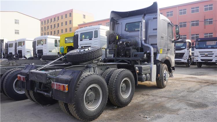 Howo T7H 430 540 Tractor Head Trucks for Sale in Ghana Tema