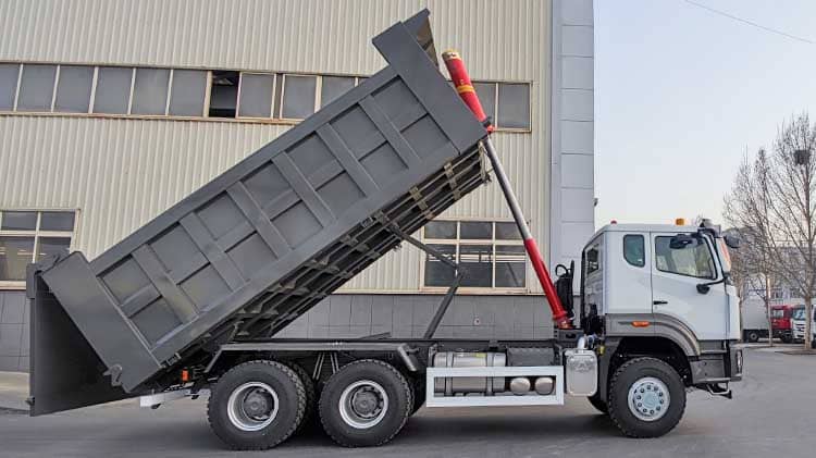 Sinotruk Howo 380 New Dump Truck for Sale in Senegal Dakar