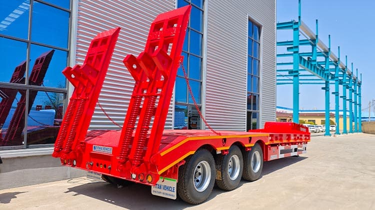 Tri Axle Low Loader Trailer for Sale in Senegal