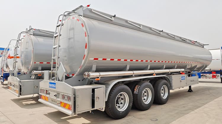 42000 Liters Fuel Tanker Trailers for Sale in Senegal