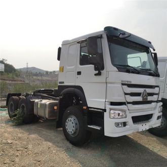 Howo 336hp Truck Tractor 