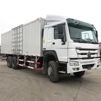 Howo 6x4 Cargo Box Truck 